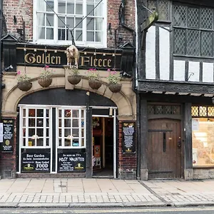 3* Отель Golden Fleece